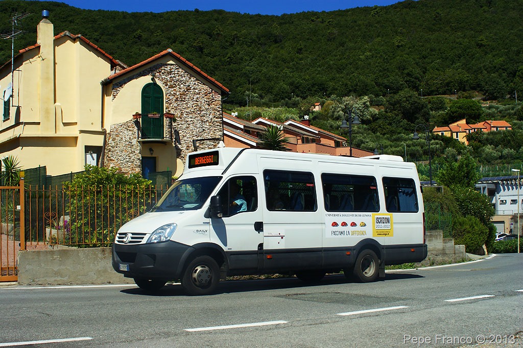 Bergeggi-9-agosto-2011-Bus-158-7.jpg