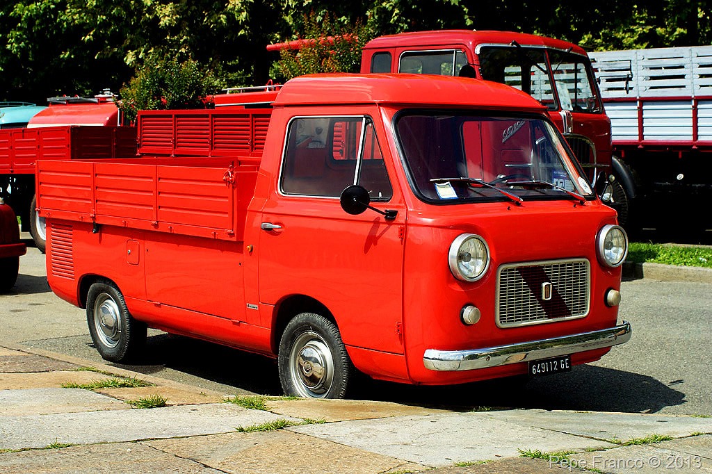 Torino-11-6-2011-Fiat-850.jpg