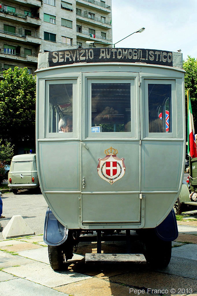 Torino-11-6-2011-Omnibus-Fiat-18P-19122.jpg