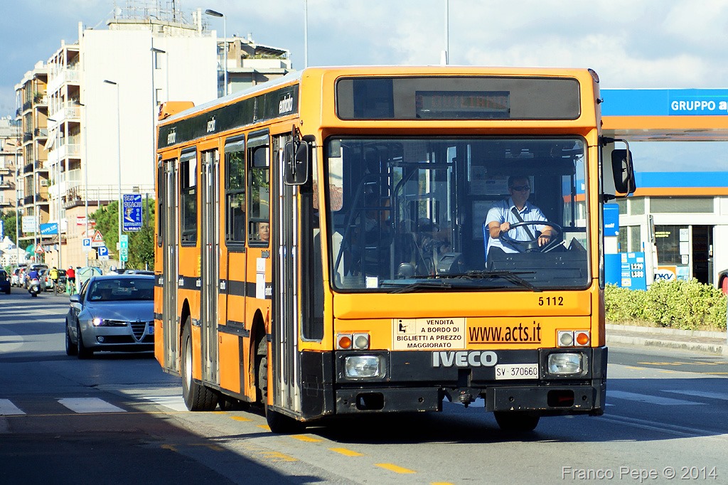 Savona-15-aprile-2010-TPL-Bus-5112-1.jpg