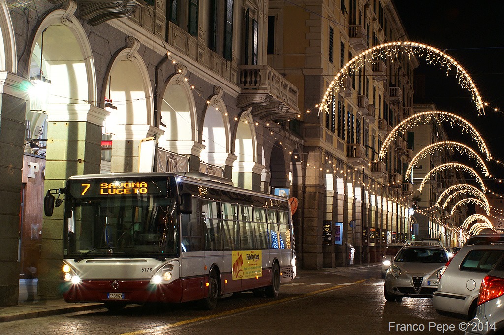 Savona-28dicembre2012-Bus5178.jpg