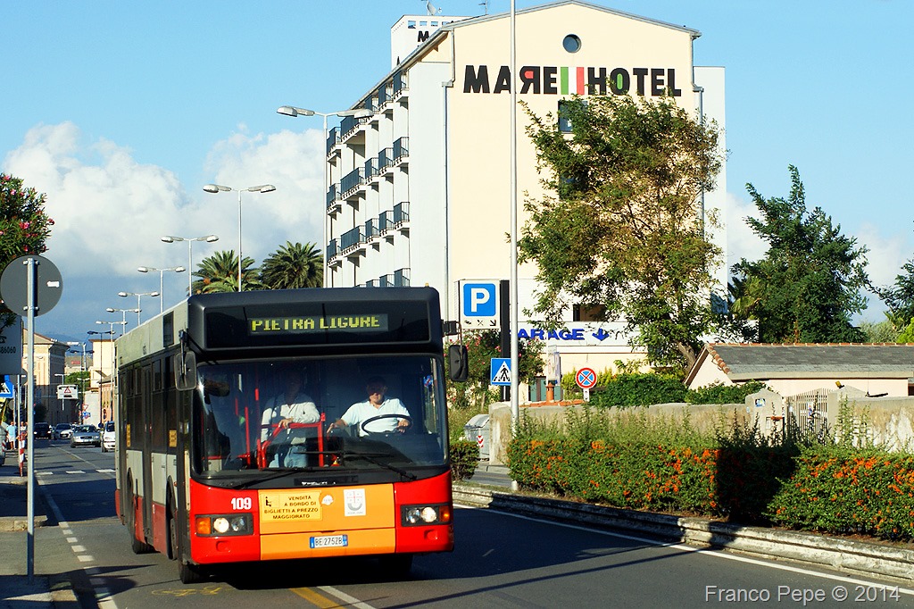 Savona-15-aprile-2010-TPL-Bus-109.jpg