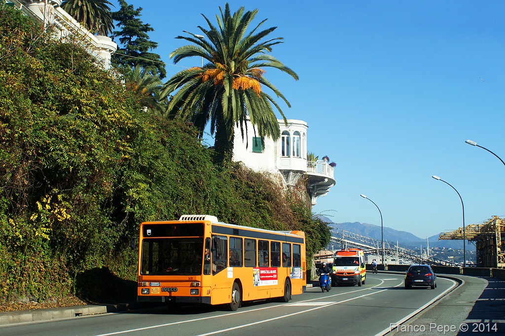 Savona-10-novembre-2011-Bus-5171-2.jpg