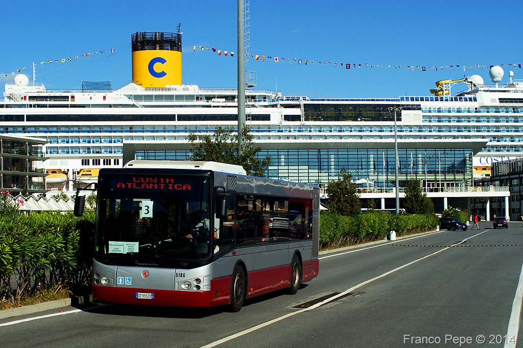 Savona-19-settembre-2011-TPL-Bus-5186-4.jpg