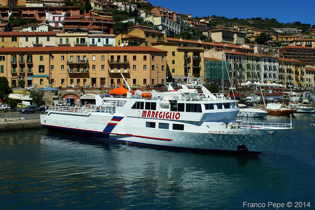 Dianium-Porto-Santo-Stefano-14-maggio-2014-2-L.jpg