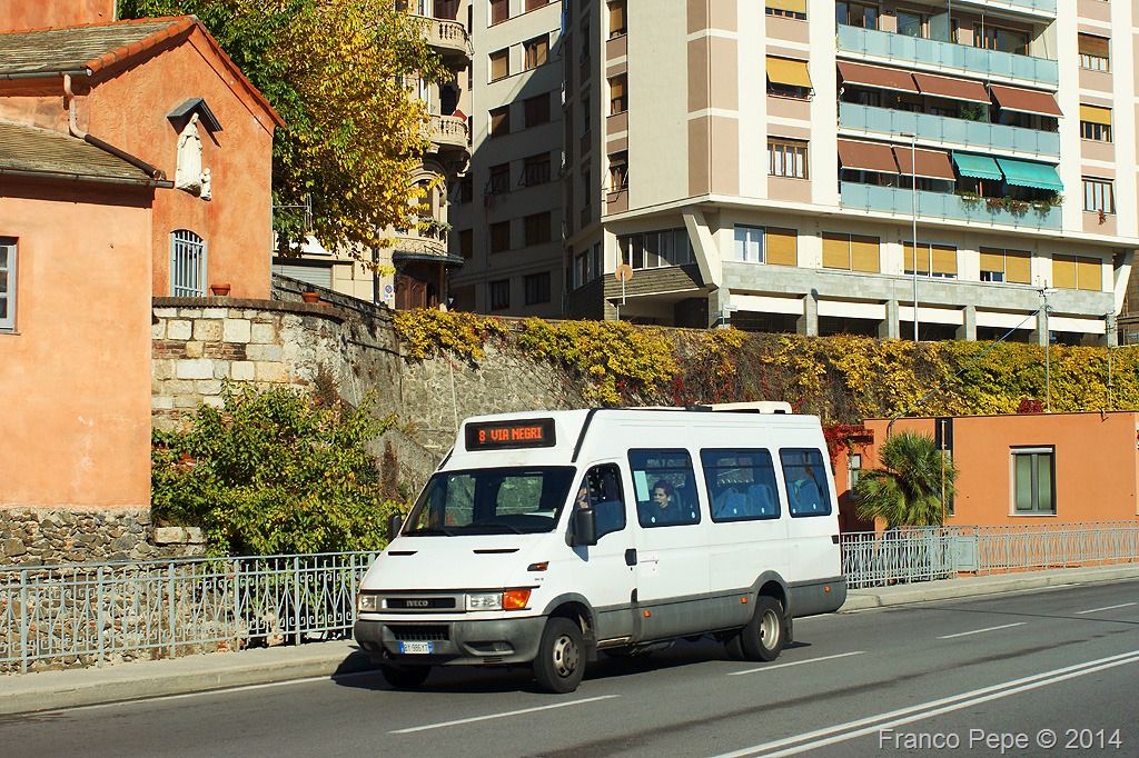 Savona-10-novembre-2011-Bus-135-2.jpg