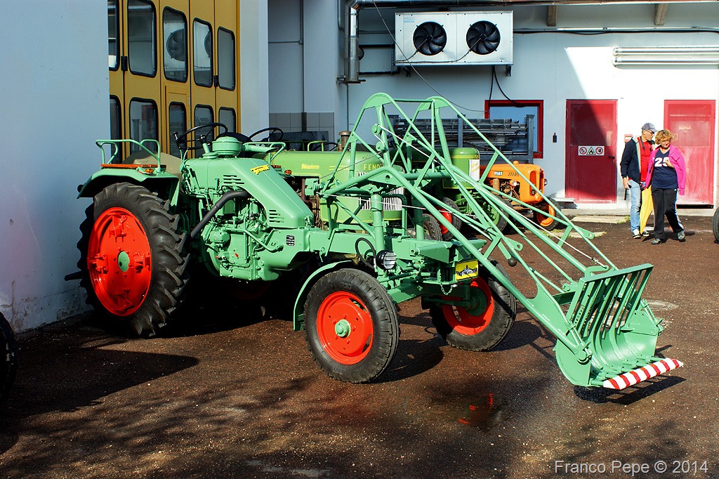 Trattore-FENDT-Senale-BZ-2-agosto-2014-1.jpg