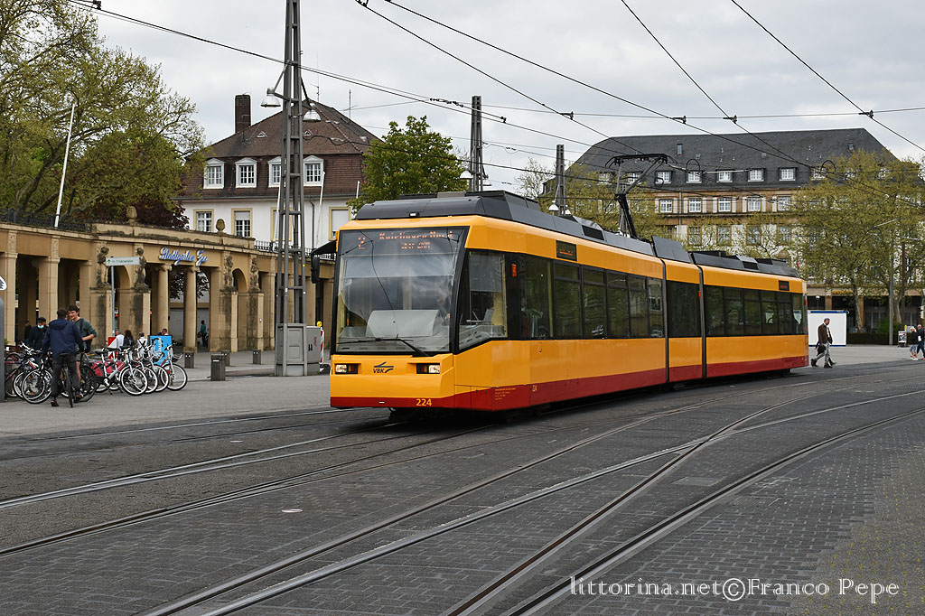 AVG tram 224 – Bahnhofplatz – Karlsruhe (D) – 23 aprile 2022 ...